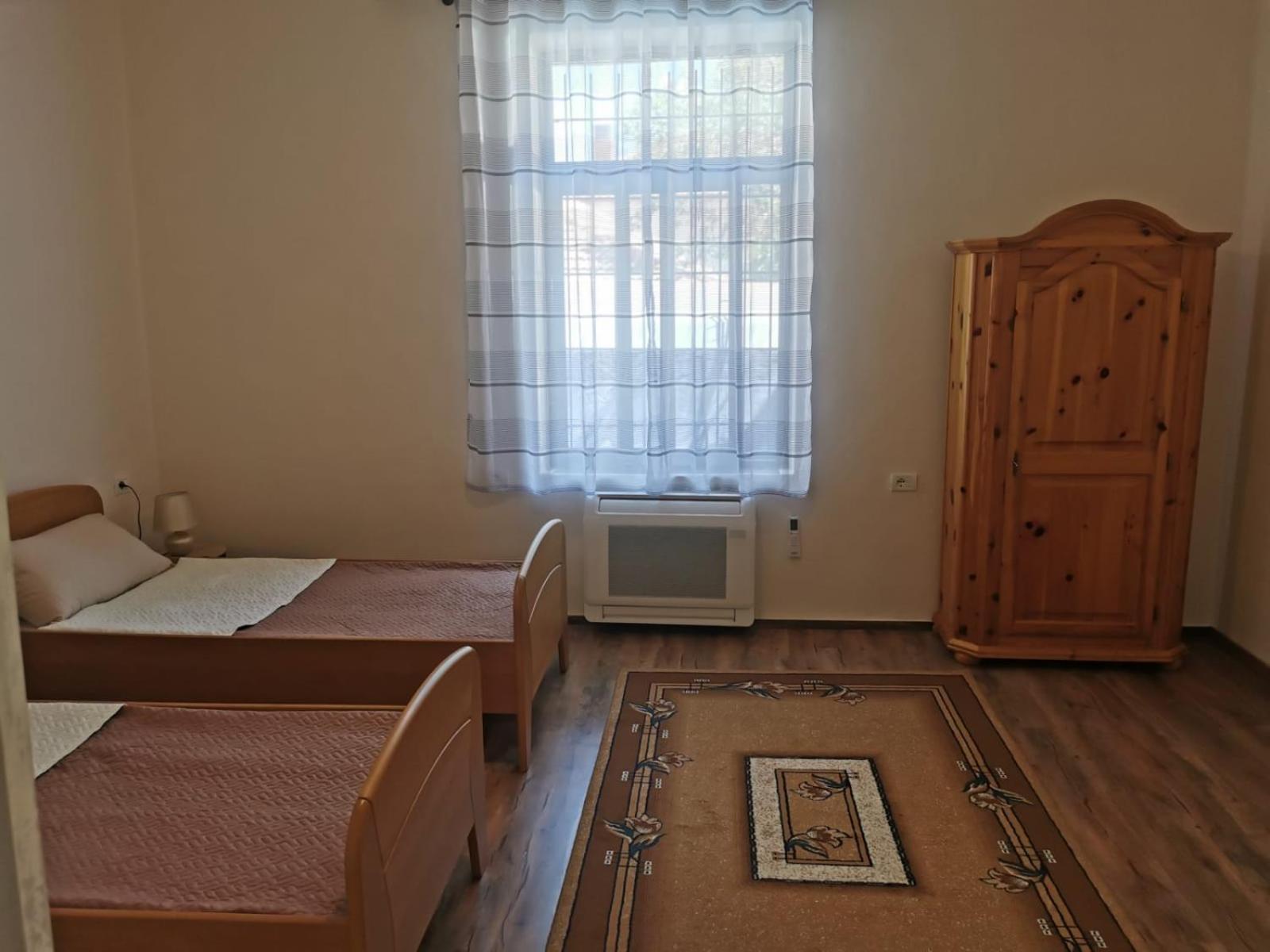 Gm Tirana Hostel Eksteriør bilde