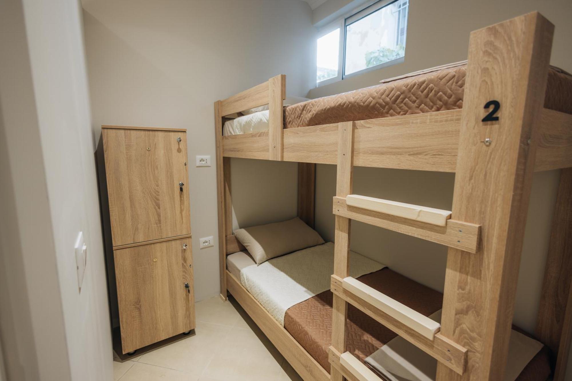 Gm Tirana Hostel Eksteriør bilde